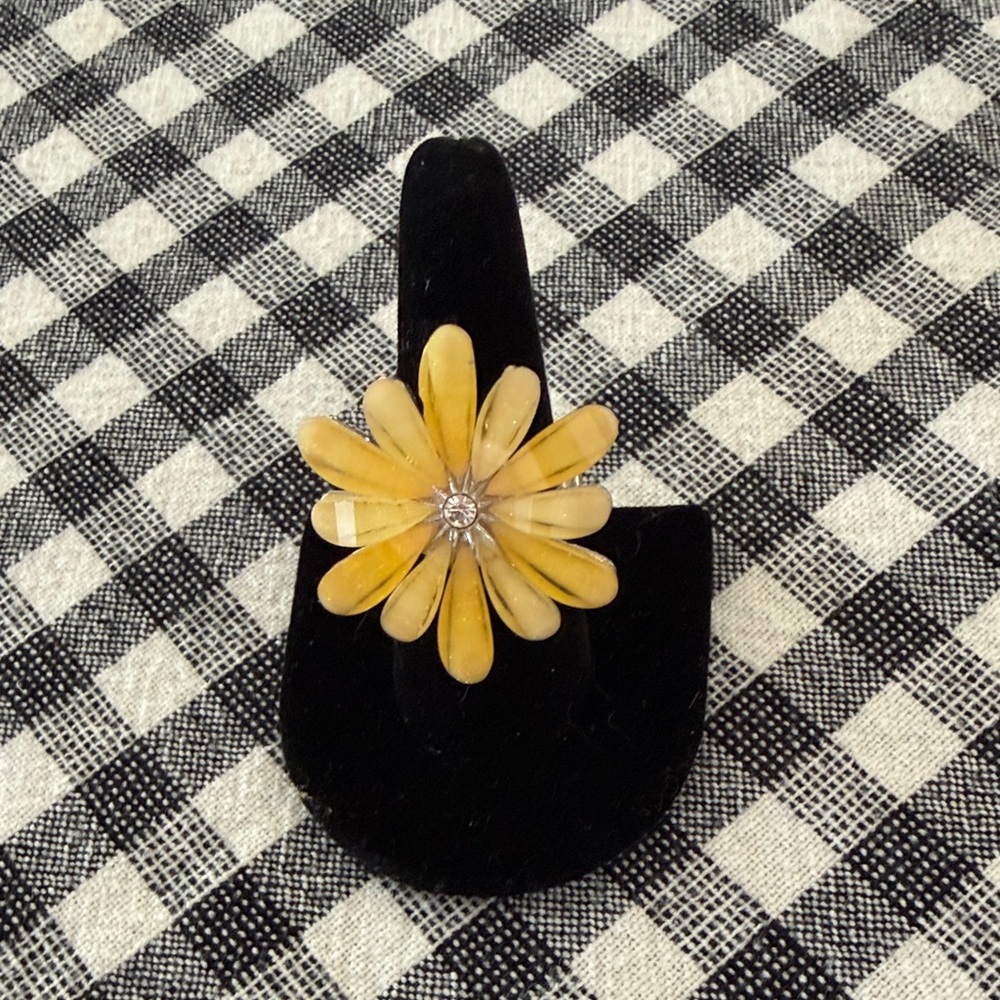 Yellow Flower Ring